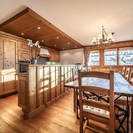 Apartment Ayous - By Emerald *